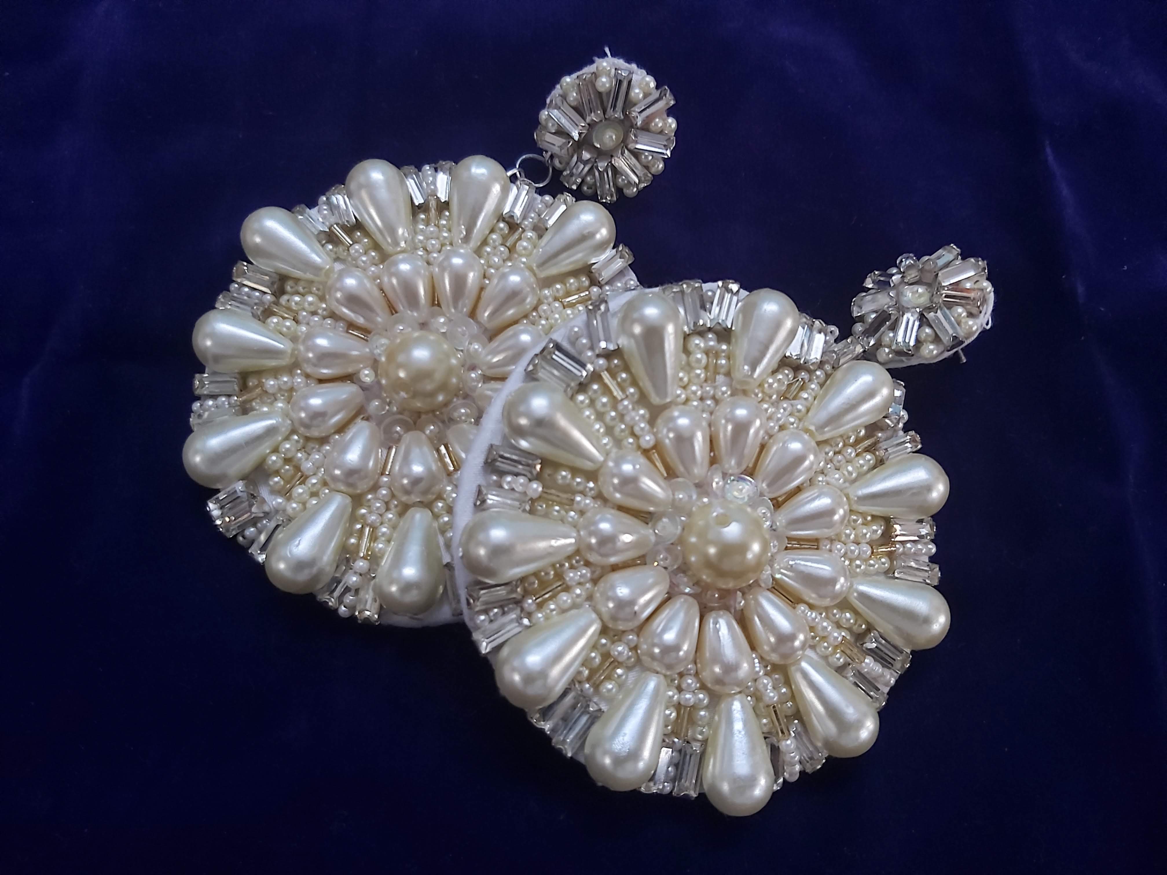 natural and artistic